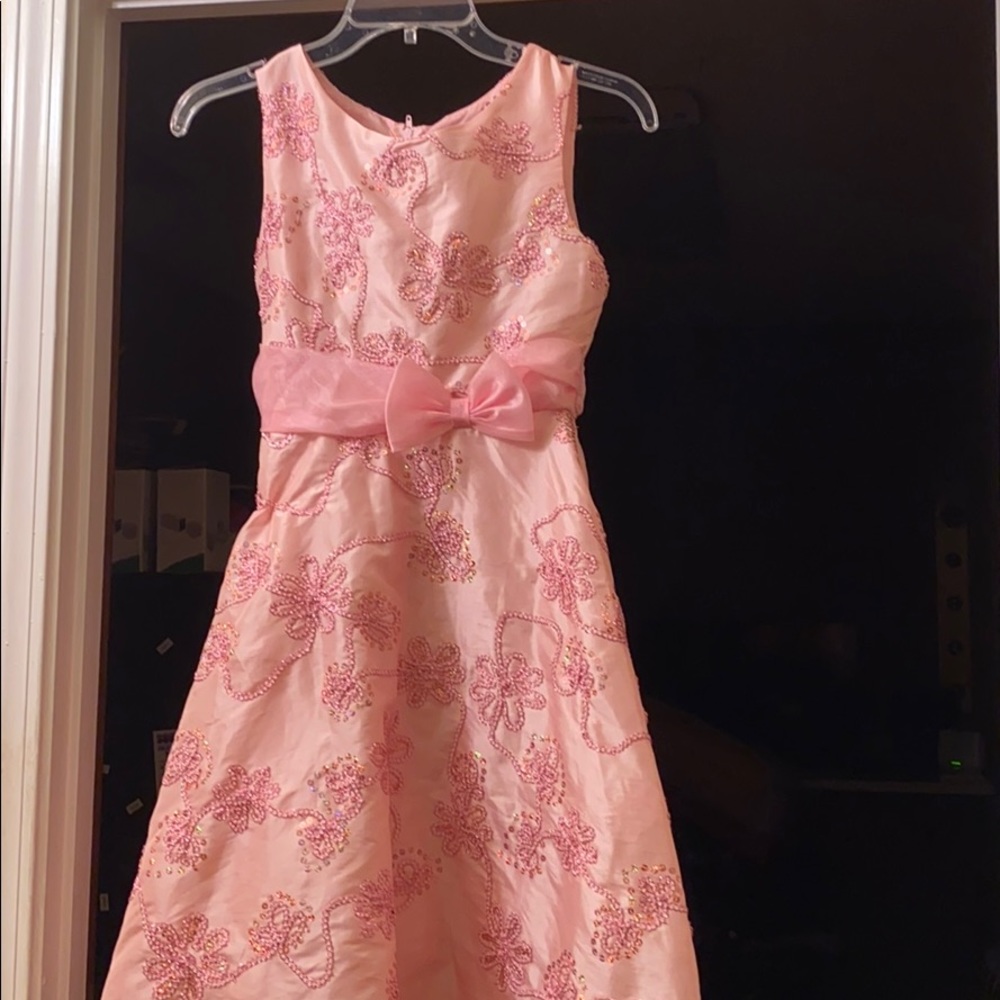 Dress - Picture 1 of 2